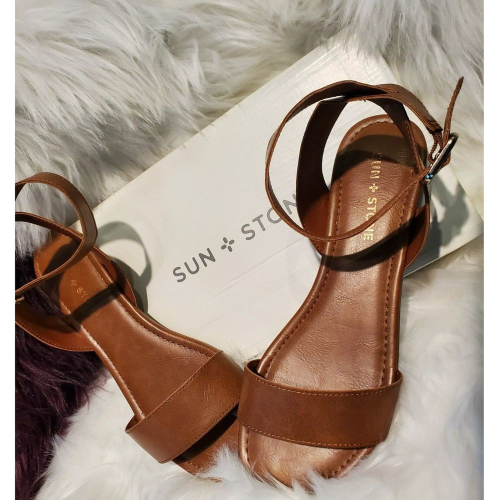 WOMENS SIZE 8.5M SUN +STONE SANDAL